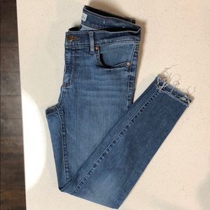 Modern Skinny Ankle LOFT Jeans! 👖